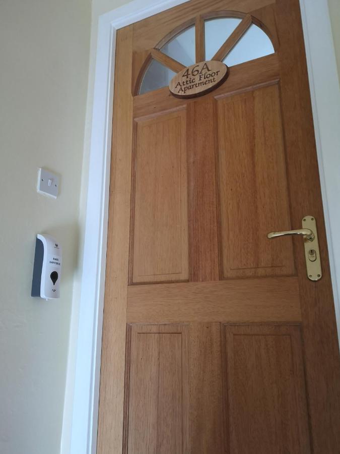 Attic Floor Apartment, City Centre อินเวอร์เนส ภายนอก รูปภาพ