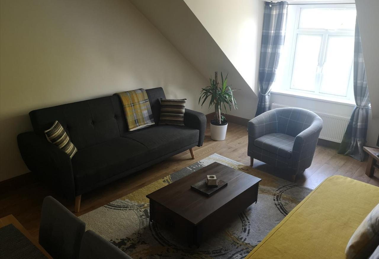 Attic Floor Apartment, City Centre อินเวอร์เนส ภายนอก รูปภาพ