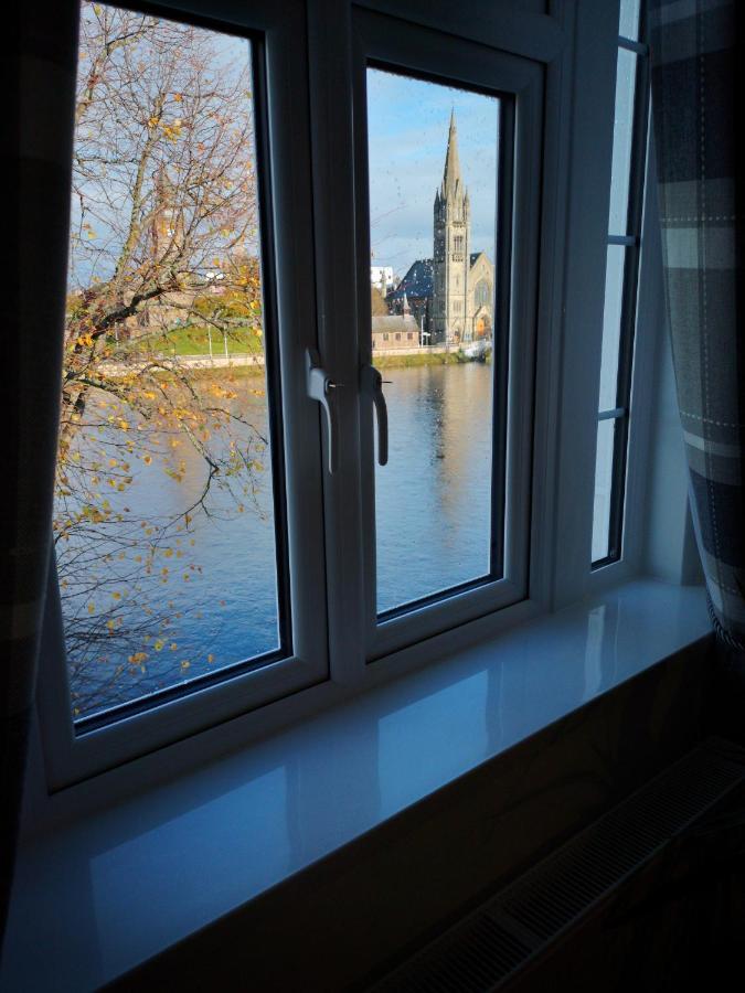Attic Floor Apartment, City Centre อินเวอร์เนส ภายนอก รูปภาพ